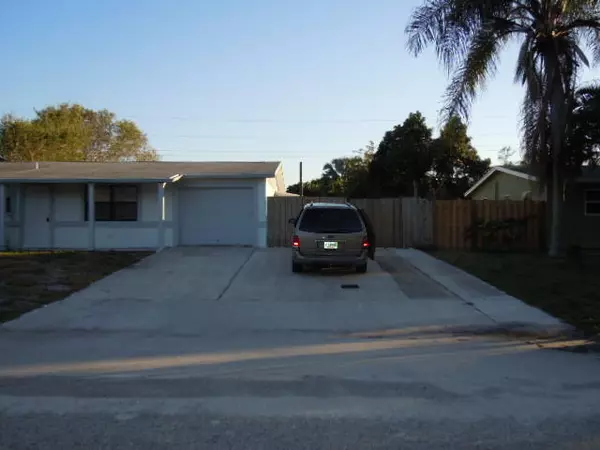 Lake Worth, FL 33462,3174 Tropical TRL