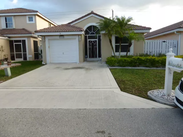 7770 Springfield Lake DR, Lake Worth, FL 33467