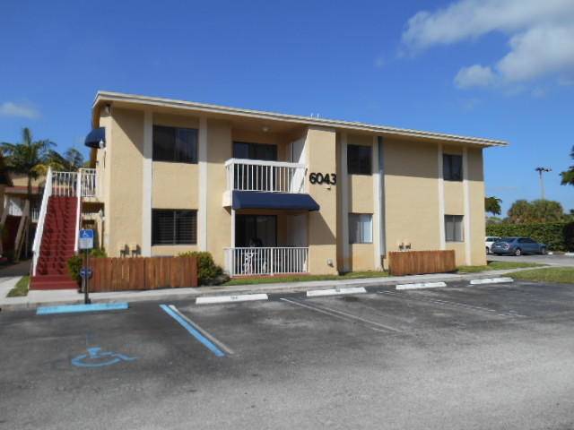 6043 N 10th AVE 231, Greenacres, FL 33463
