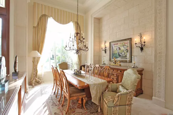 Palm Beach Gardens, FL 33418,203 Grand Pointe DR