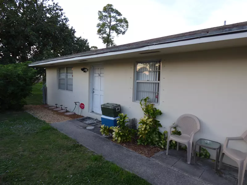 509 Perry AVE, Lake Worth, FL 33463