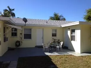 Lake Worth, FL 33462,115 Milton ST 115,117,119