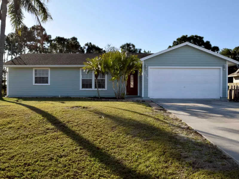 534 SW Natalie, Port Saint Lucie, FL 34953