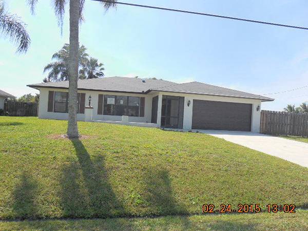 244 SW Essex DR, Port Saint Lucie, FL 34984