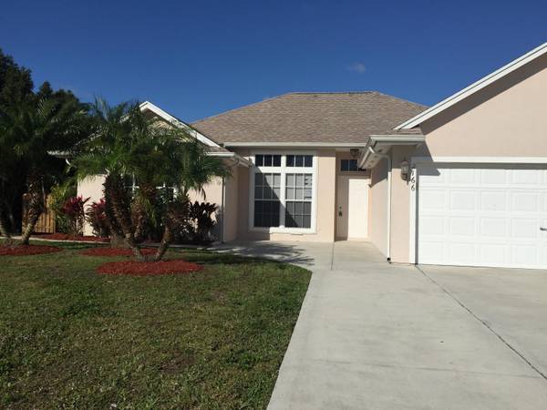 2166 SW Gemini Lane, Port Saint Lucie, FL 34984