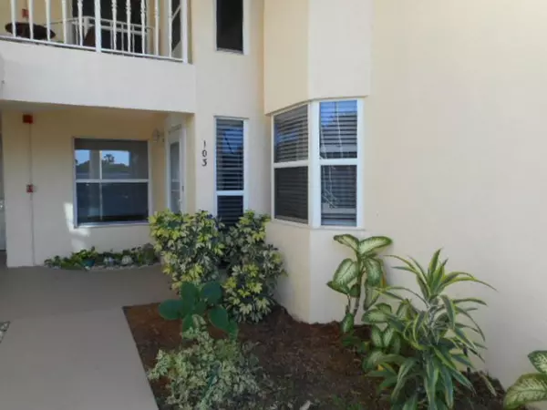 Vero Beach, FL 32962,540 Grove Isle CIR 103