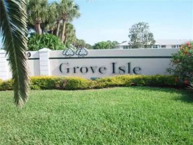 Vero Beach, FL 32962,540 Grove Isle CIR 103