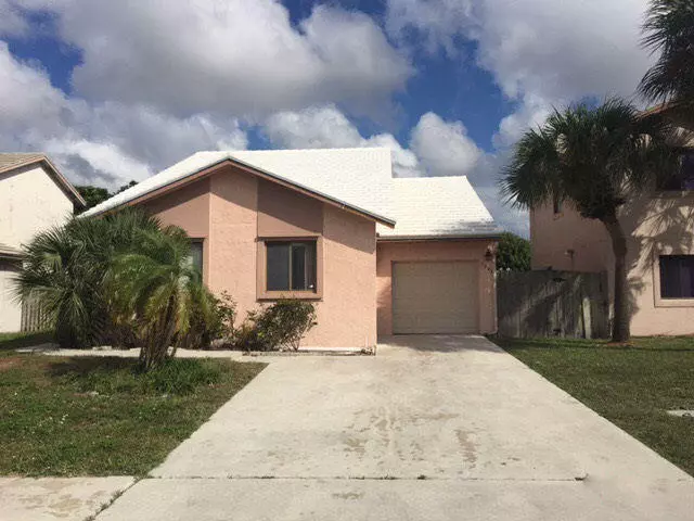 Lake Worth, FL 33463,5945 Strawberry Lakes CIR