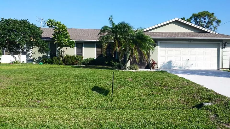 Port Saint Lucie, FL 34953,521 SW Bacon TER