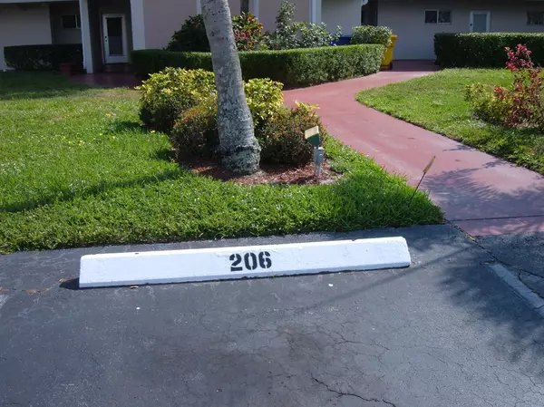 Lake Worth, FL 33461,2682 S Garden DR 206