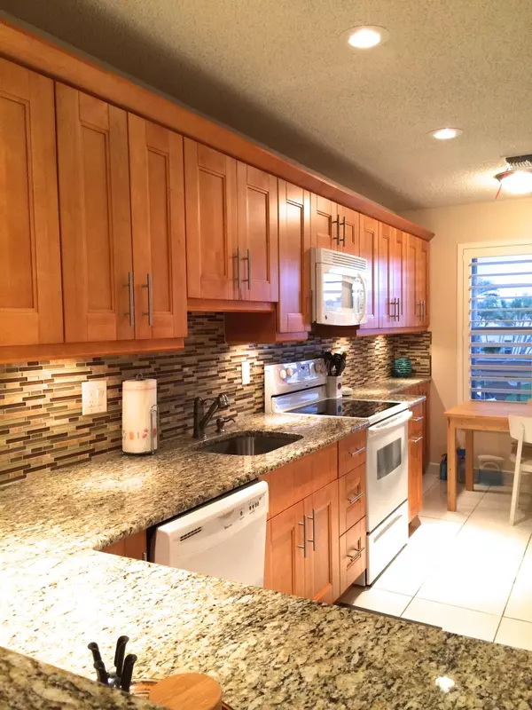 Delray Beach, FL 33445,1540 NW 18th AVE 203