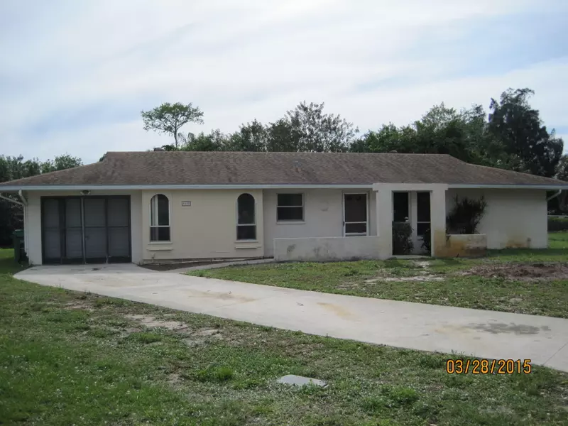 1502 SE Hearne CT, Port Saint Lucie, FL 34953