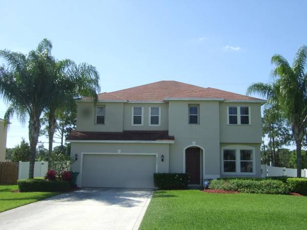 5812 NW Windy Pines LN, Port Saint Lucie, FL 34986