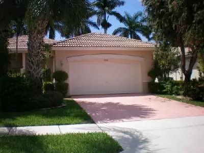 9647 N Crescent View DR, Boynton Beach, FL 33437