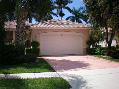 9647 N Crescent View DR, Boynton Beach, FL 33437