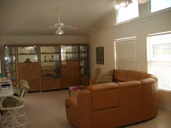 Palm Beach Gardens, FL 33410,4151 Linden AVE