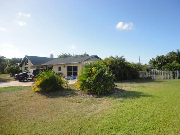 Jensen Beach, FL 34957,1379 NE 29th TER