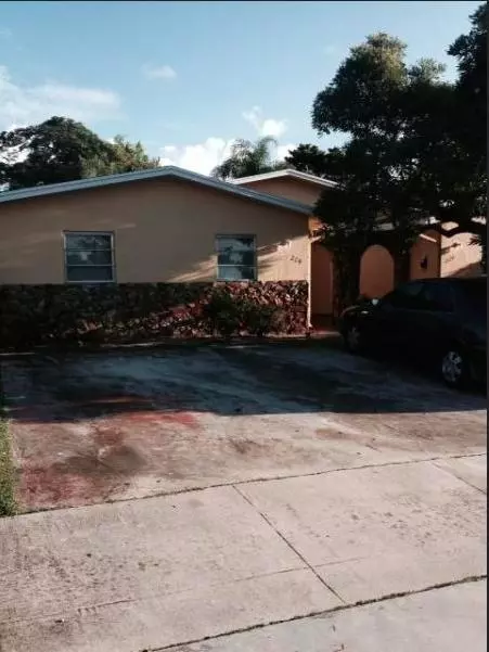 227 SW 2nd AVE,  Boynton Beach,  FL 33435