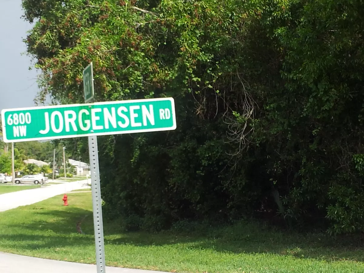 Port Saint Lucie, FL 34983,6841 NW Jorgensen RD