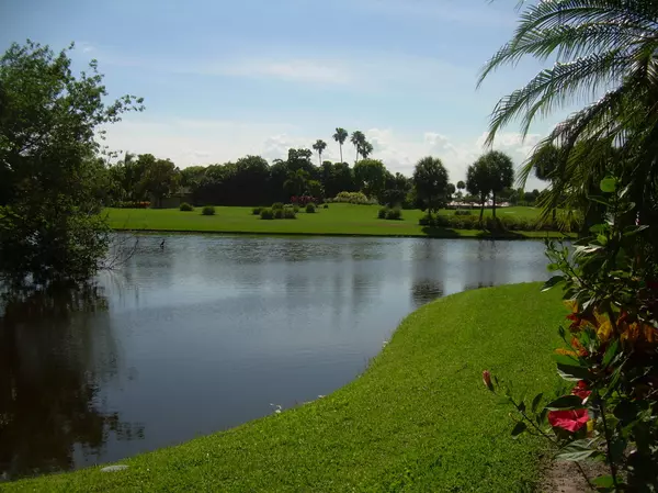 Boca Raton, FL 33434,19223 Sabal Lake DR