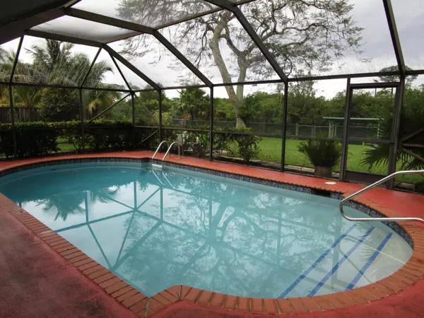 Royal Palm Beach, FL 33411,153 Sunflower CIR