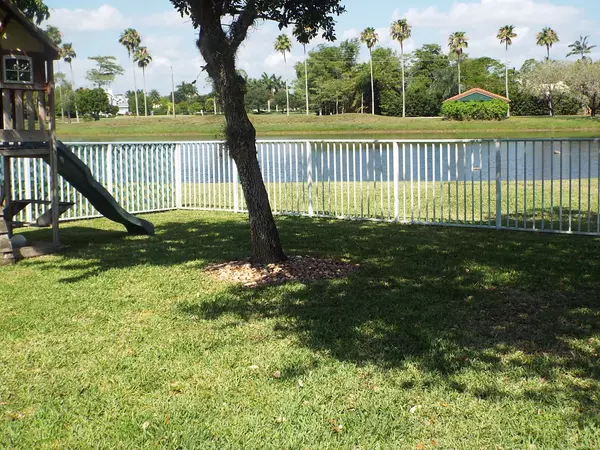 Wellington, FL 33414,2381 Country Golf DR