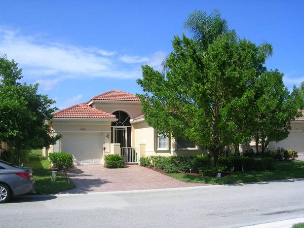 15490 Fiorenza CIR, Delray Beach, FL 33446