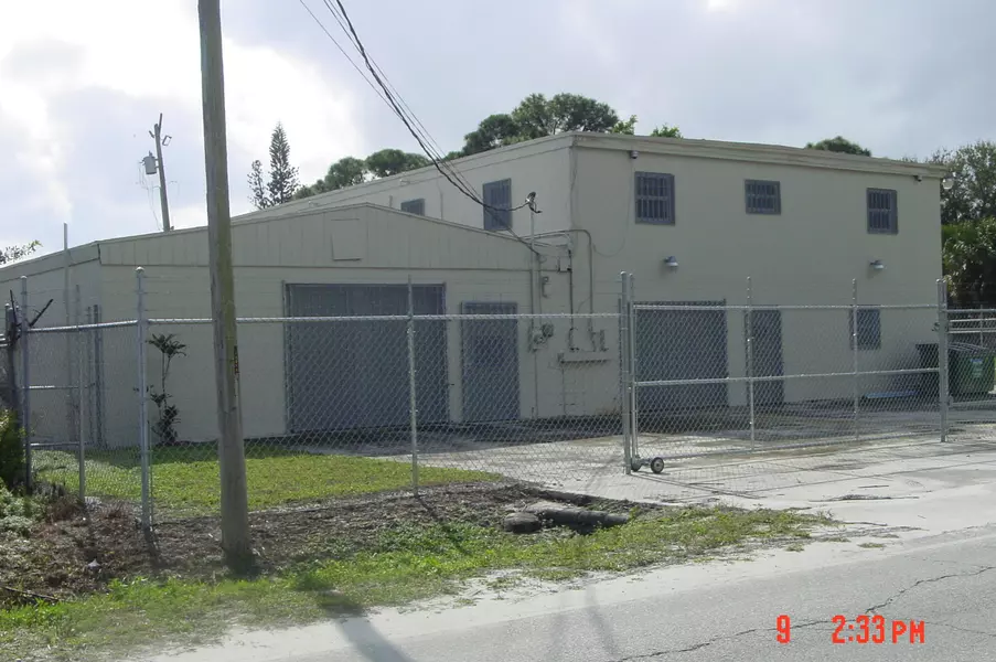 641 Glenview AVE, Fort Pierce, FL 34950