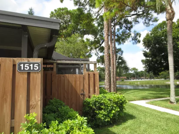 Greenacres, FL 33463,1515 15th LN