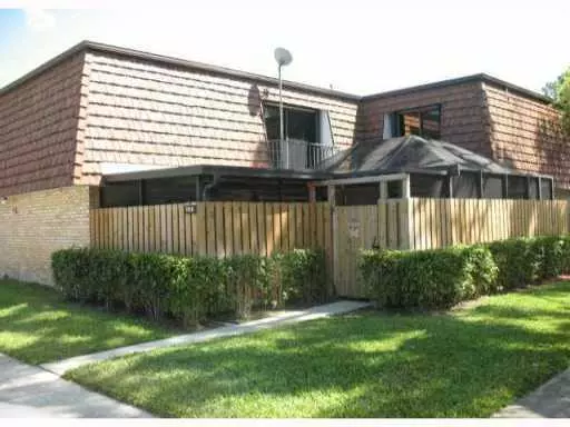 1515 15th LN, Greenacres, FL 33463