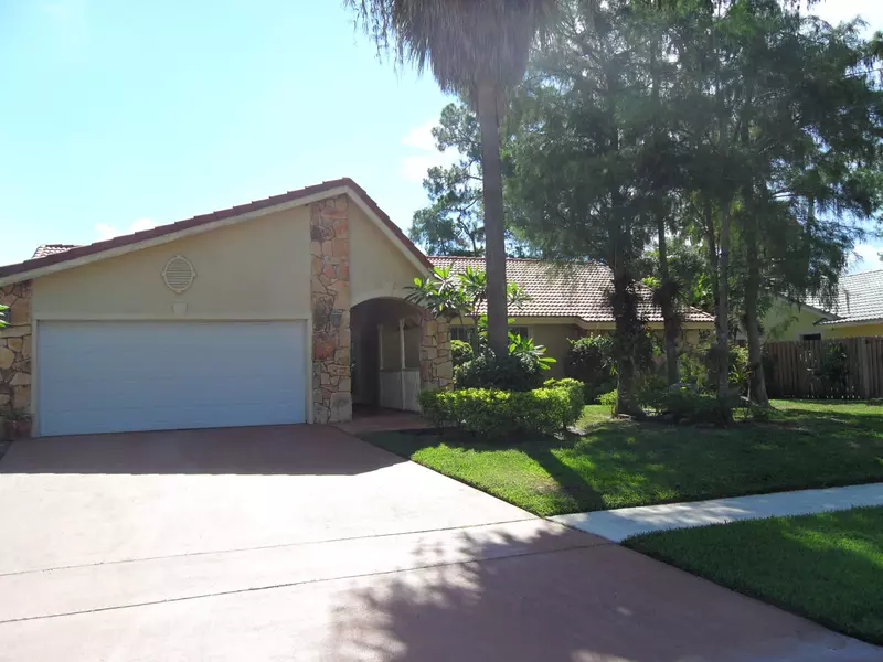 1276 Primrose LN, Wellington, FL 33414