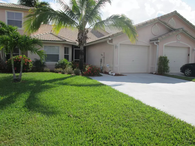 10537 Pelican DR, Wellington, FL 33414