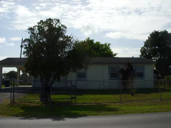 Belle Glade, FL 33430,701 SW 12th ST