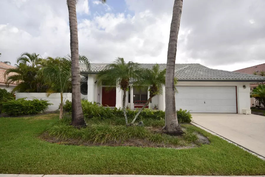 6783 Lake Island DR, Lake Worth, FL 33467