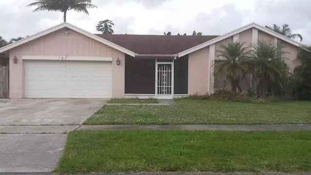 821 NW 8th WAY, Boynton Beach, FL 33426