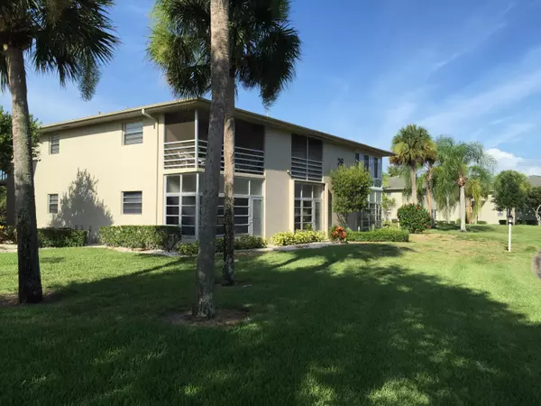 26 Lake Vista TRL 203, Port Saint Lucie, FL 34952