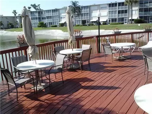 Lake Worth, FL 33461,2724 S Garden DR 303