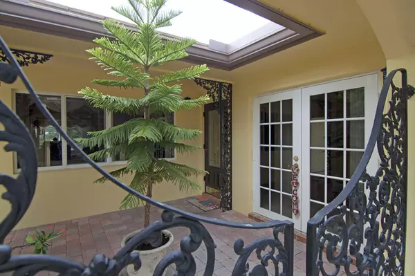 Lake Clarke Shores, FL 33406,7834 Edgewater DR