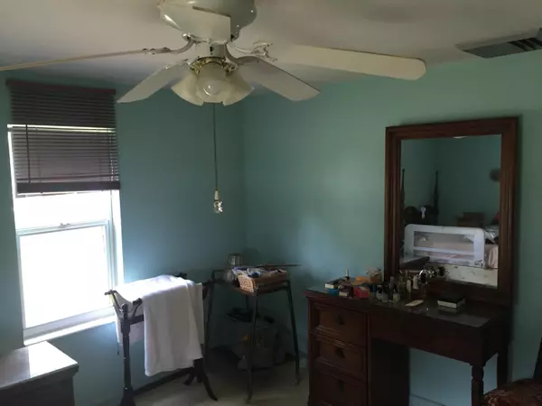 Fort Pierce, FL 34950,2107 S 34th ST