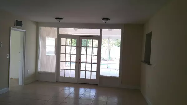 Palm Springs, FL 33461,461 Cypress LN