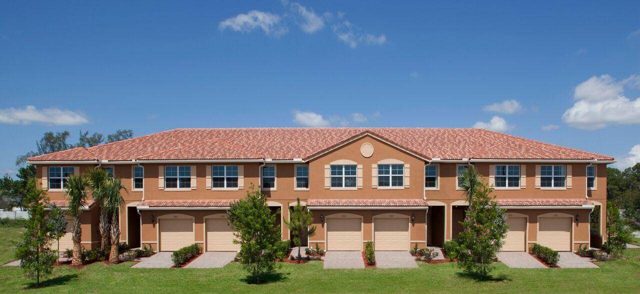 5987 Monterra Club DR Lot # 190, Lake Worth, FL 33463