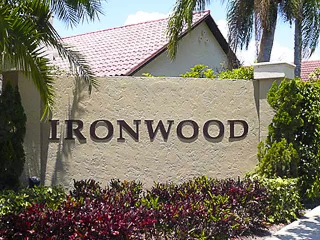 Palm Beach Gardens, FL 33418,16 N Ironwood WAY