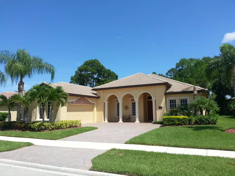 842 SW Grand Reserve BLVD, Saint Lucie West, FL 34986