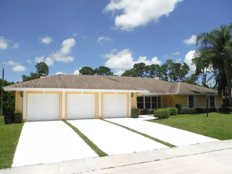 12189 N Old Country RD, Wellington, FL 33414