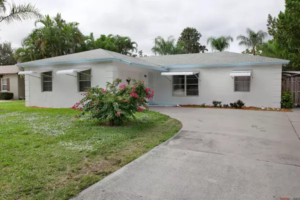 14355 Palmwood RD, Palm Beach Gardens, FL 33410