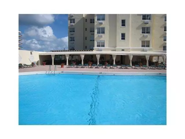 2730 S Ocean BLVD 733, Palm Beach, FL 33480