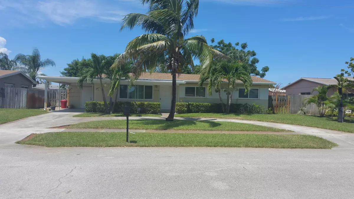 Lantana, FL 33462,1209 W Mango ST