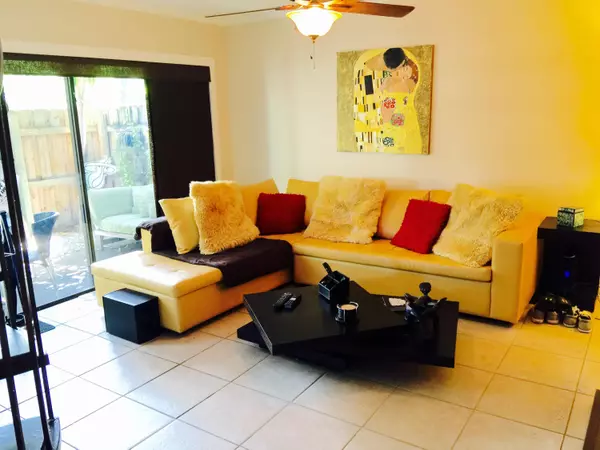 Coconut Grove, FL 33133,3201 Bird AVE