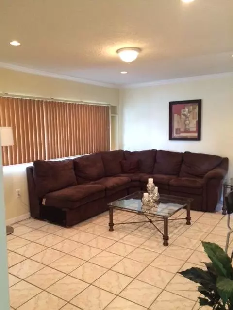 West Palm Beach, FL 33406,4303 Garand LN