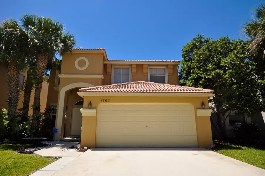 7702 Oak Grove CIR, Lake Worth, FL 33467